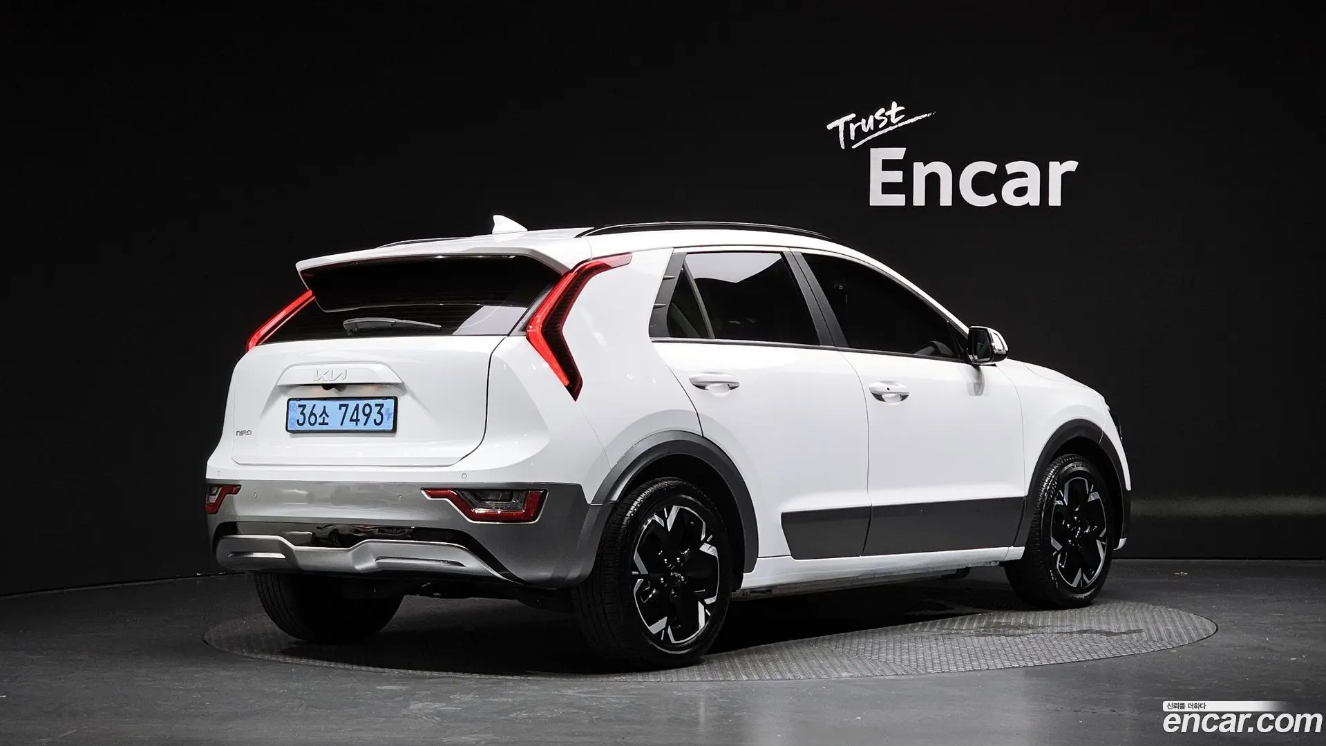 Main__Slider__Photo:Niro Kia 2023.3-1