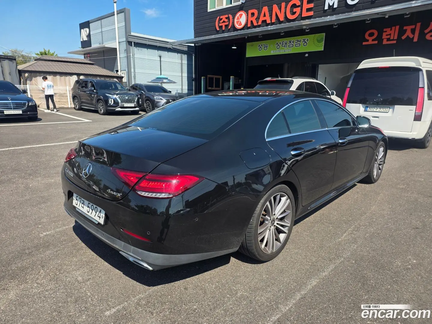 Main__Slider__Photo:CLS-Class Mercedes-Benz 2019.7-1