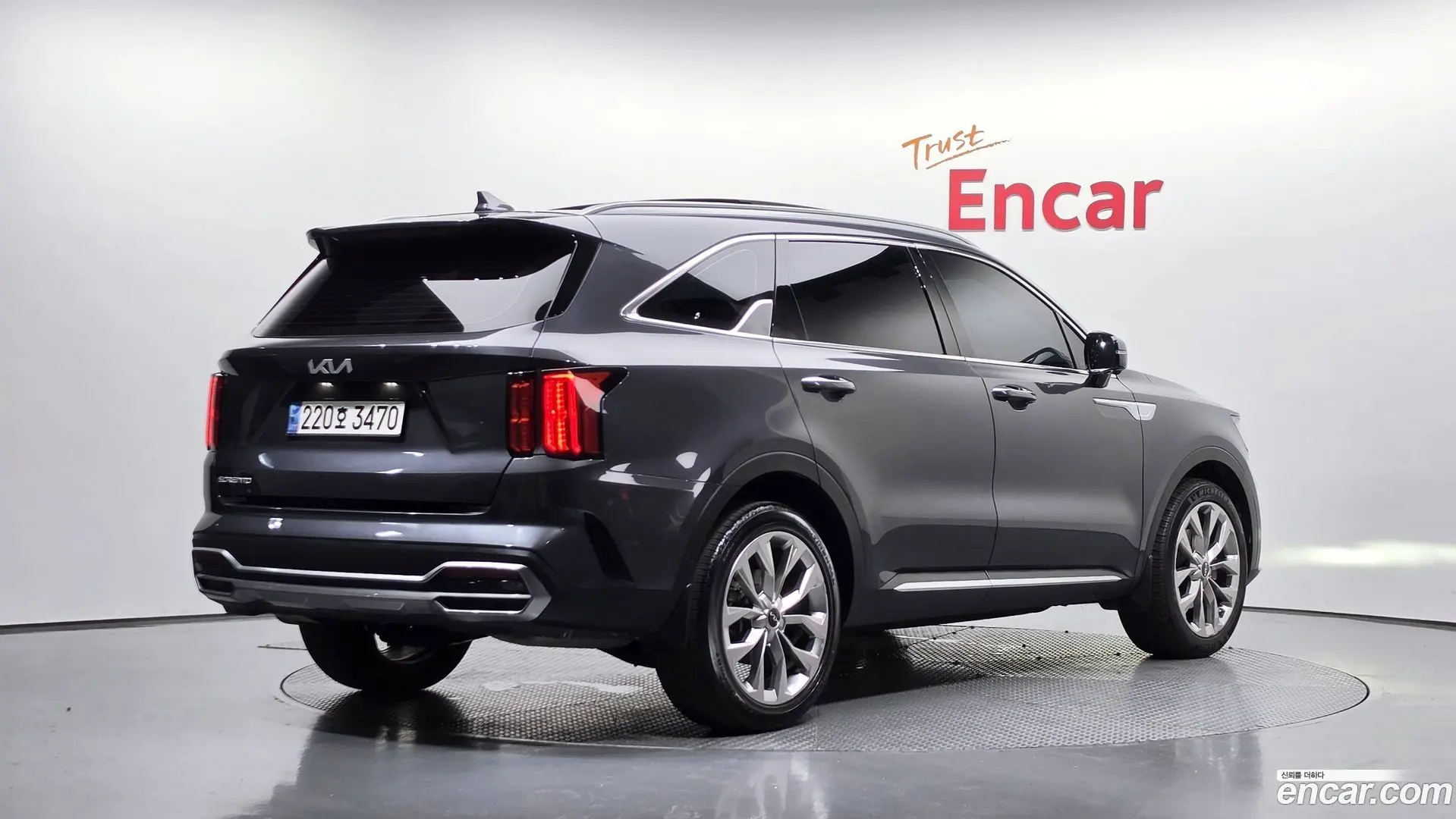 Main__Slider__Photo:Sorento Kia 2023.3-1