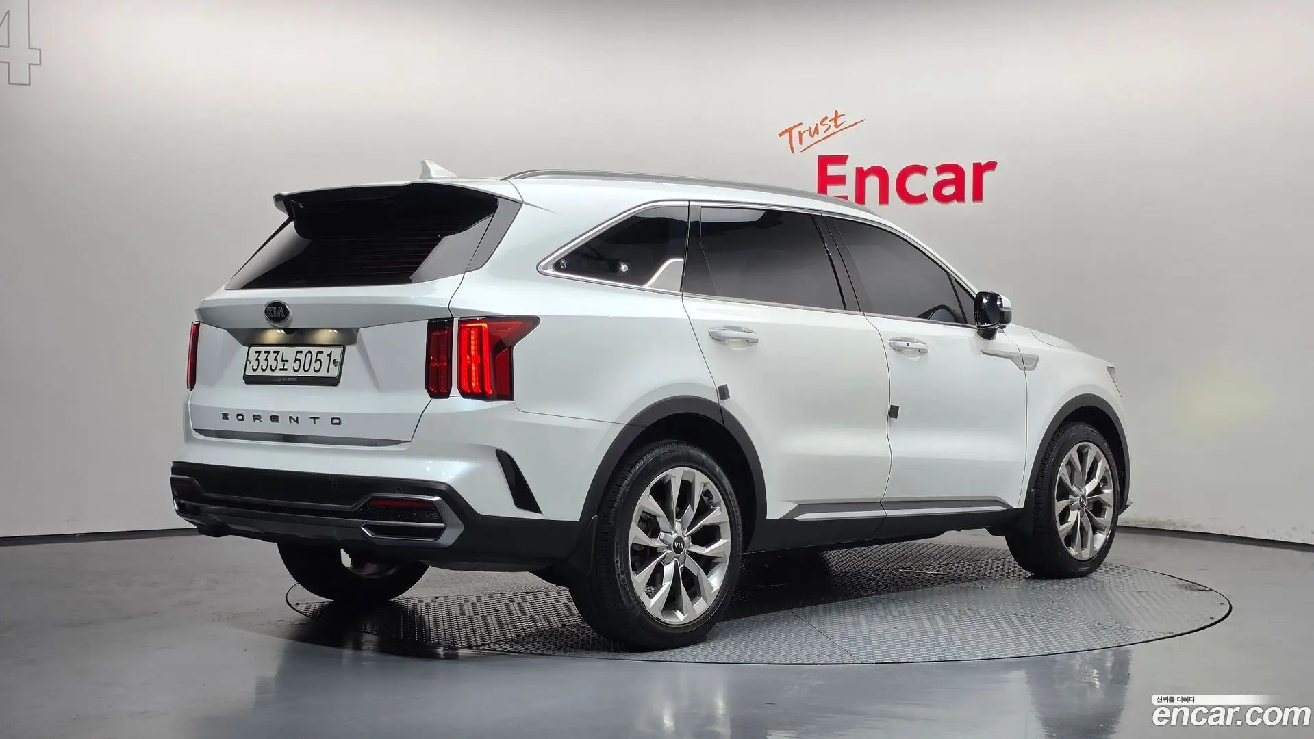 Main__Slider__Photo:Sorento Kia 2020.5-1
