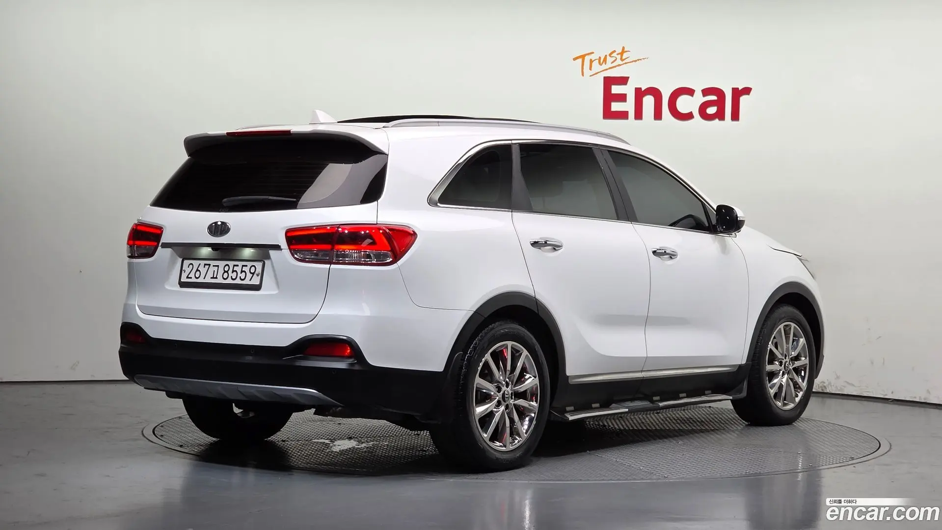 Main__Slider__Photo:Sorento Kia 2015.10-1
