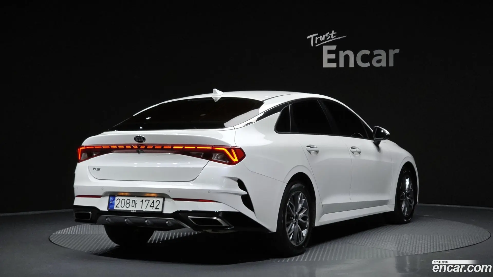 Main__Slider__Photo:K5 Kia 2020.8-1