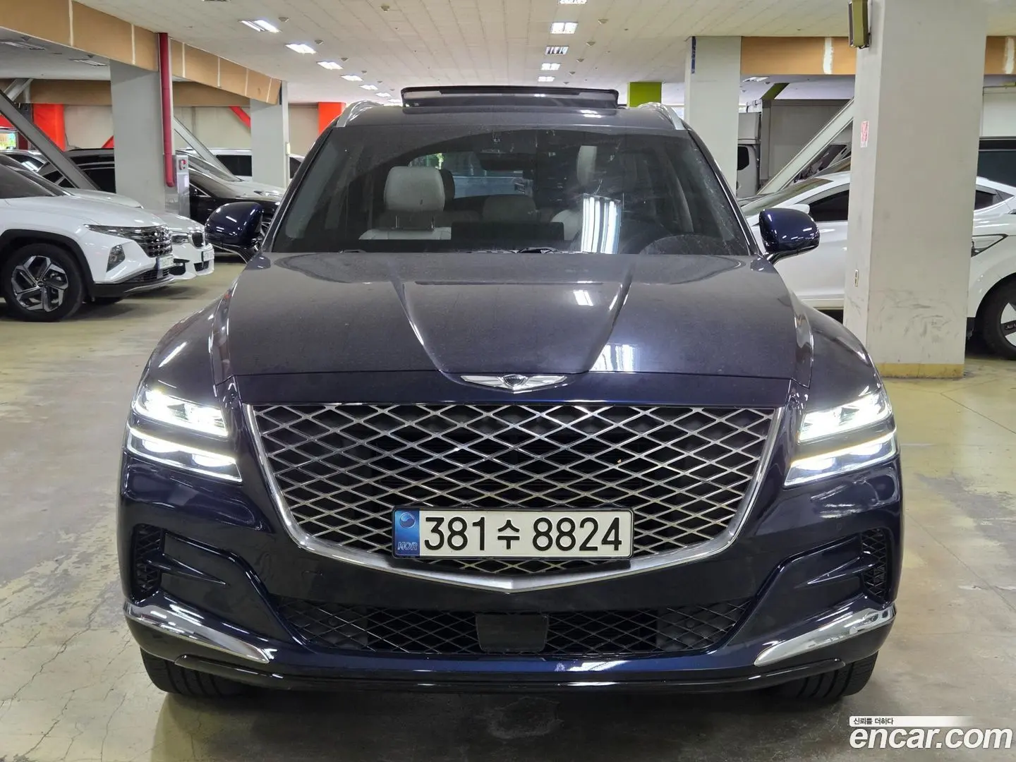 Main__Slider__Photo:GV80 Genesis 2021.8-1