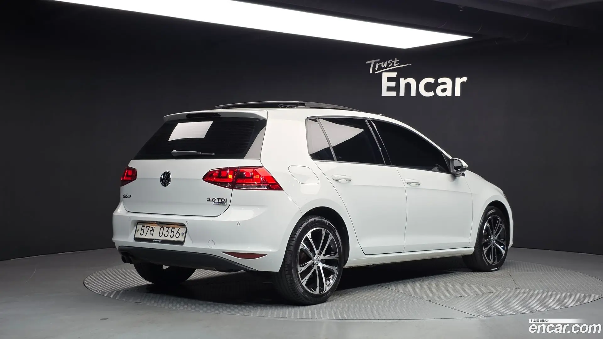 Main__Slider__Photo:Golf Volkswagen 2016.4-1