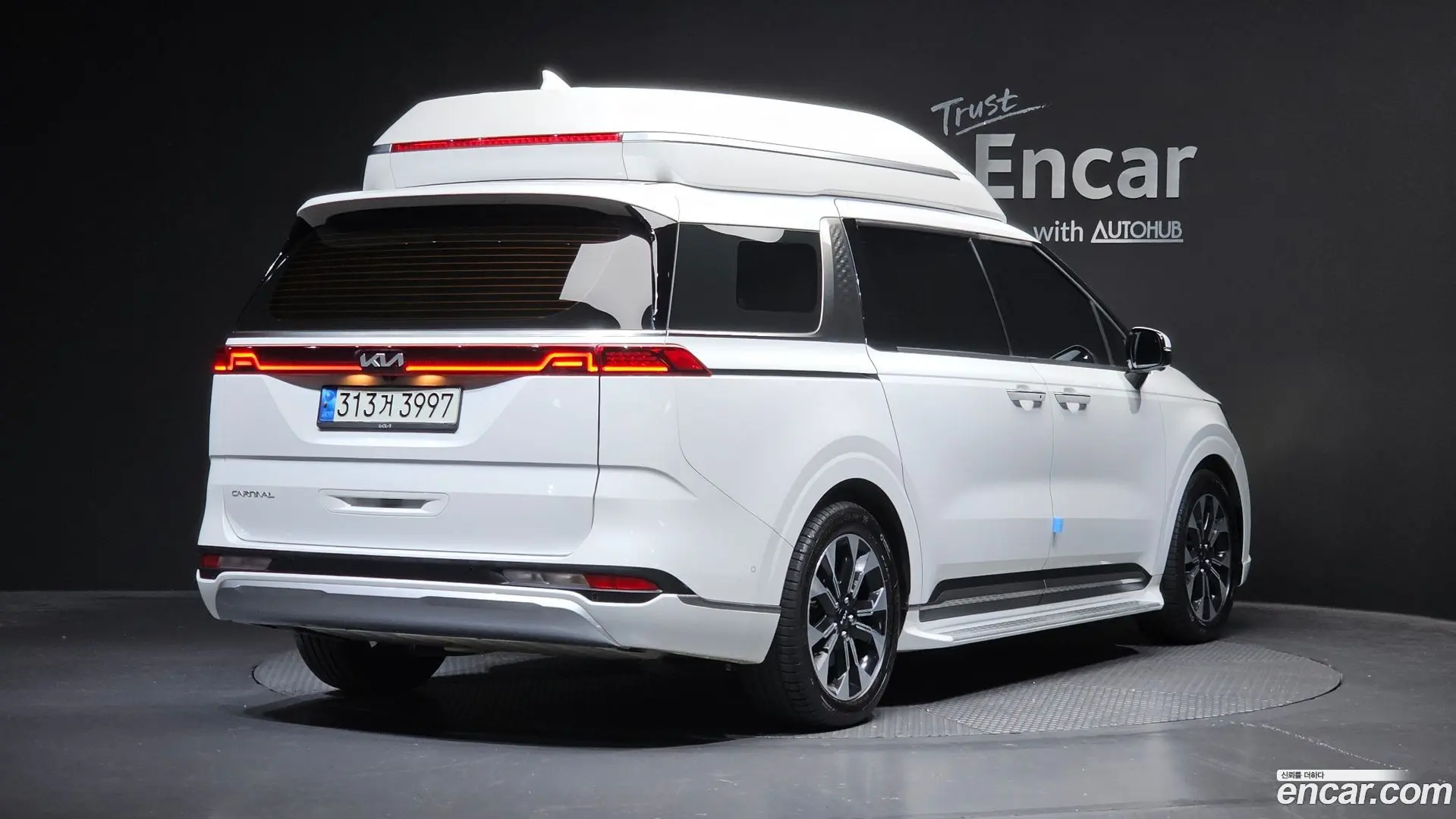 Main__Slider__Photo:Canival Kia 2022.7-1