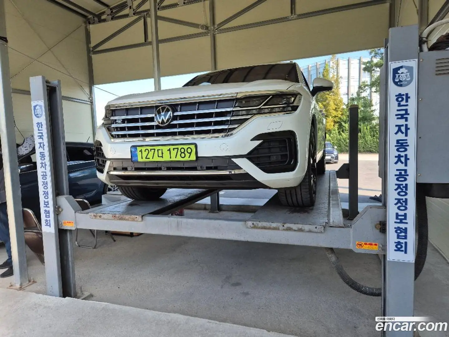 Main__Slider__Photo:Touareg Volkswagen 2023.11-1