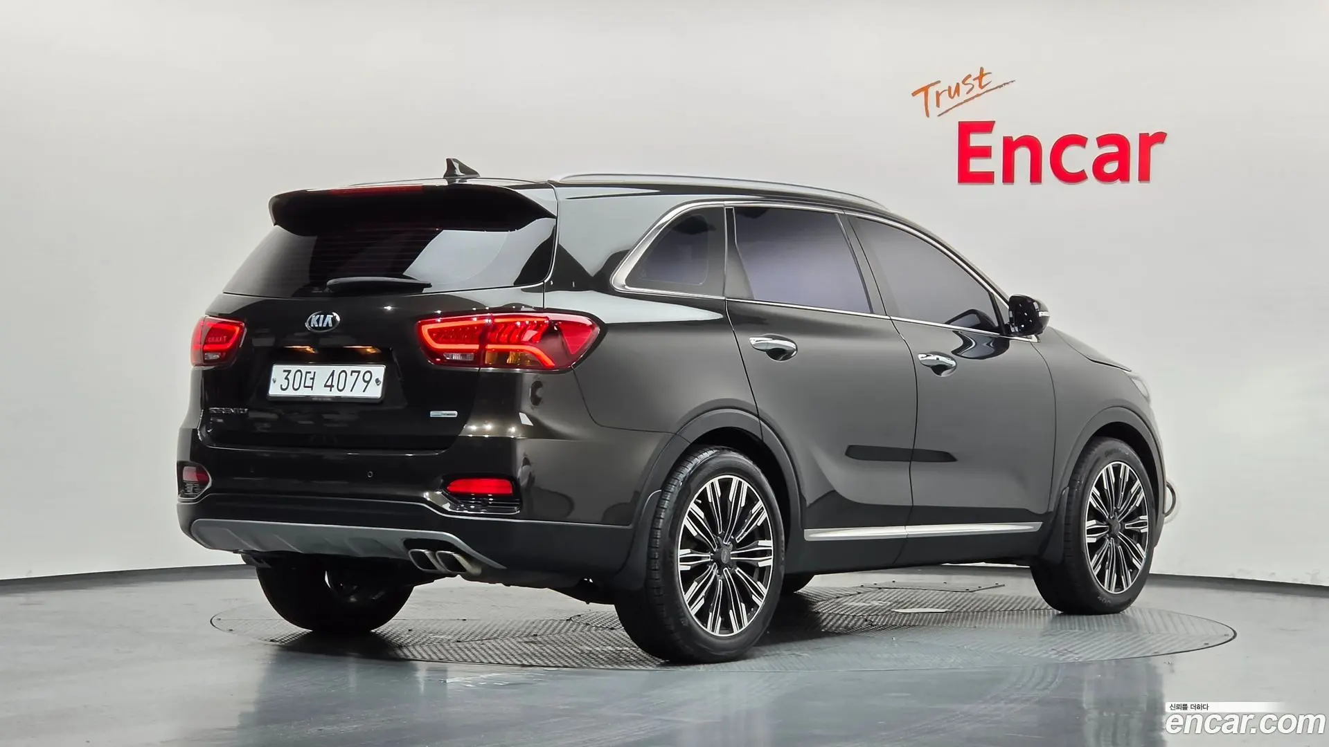 Main__Slider__Photo:Sorento Kia 2017.8-1