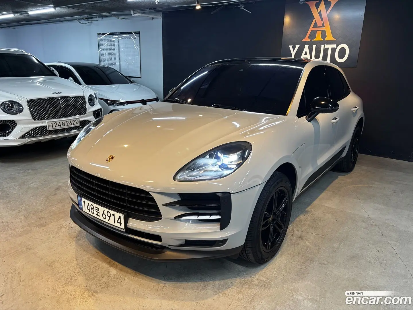 Main__Slider__Photo:Macan Porsche 2019.11-1