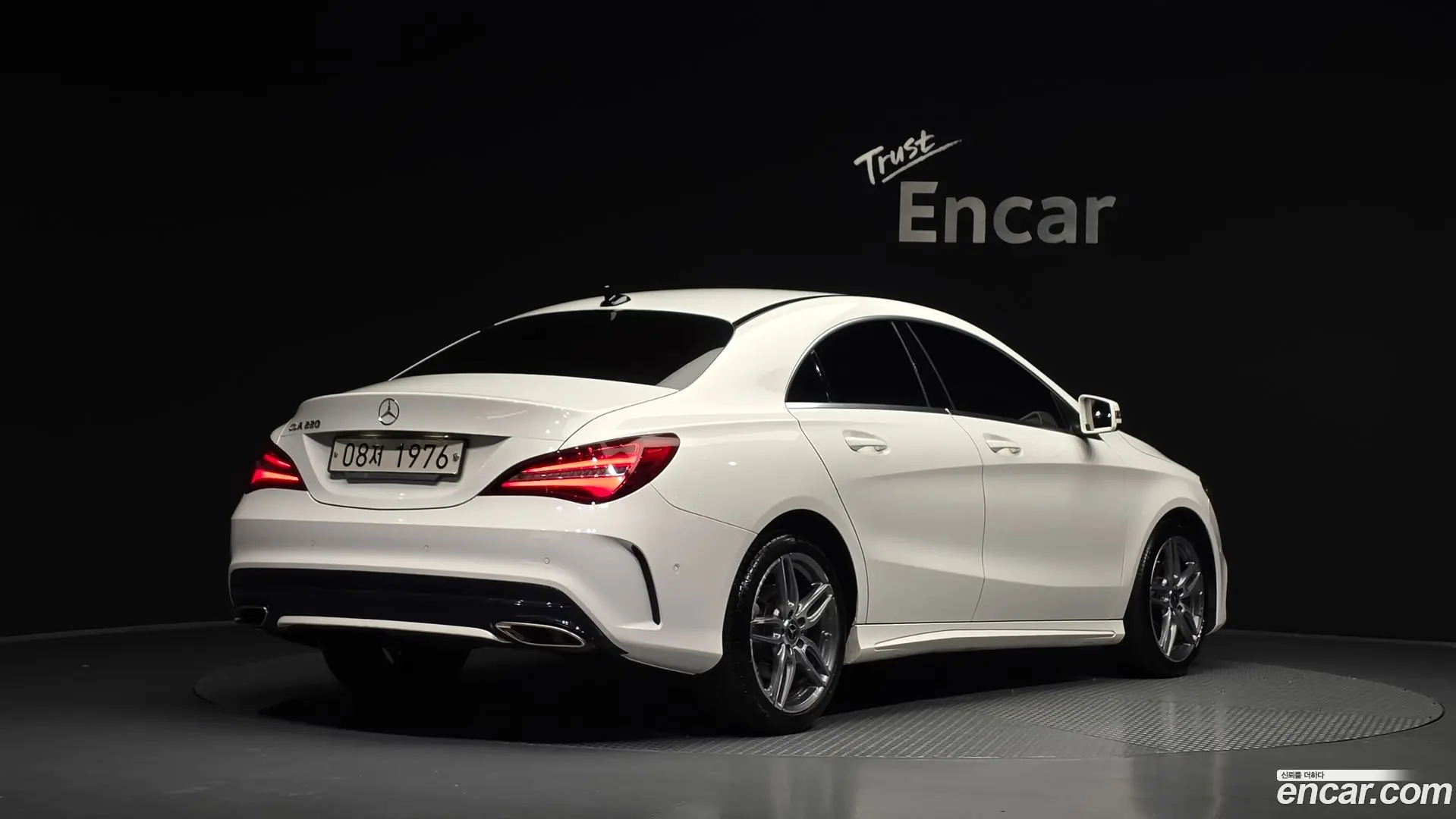Main__Slider__Photo:CLA-Class Mercedes-Benz 2018.7-1