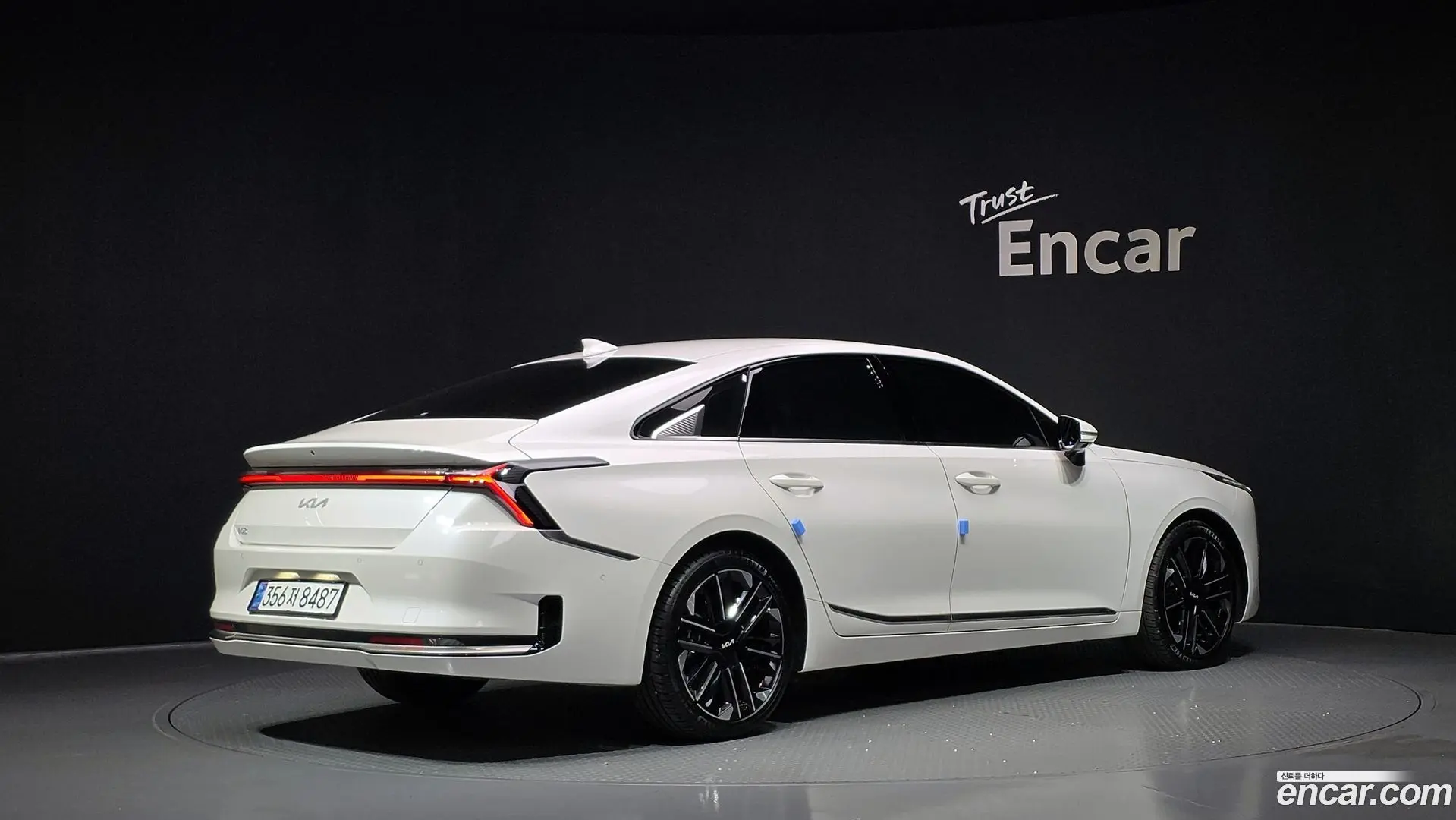 Main__Slider__Photo:K8 Kia 2024.8-1