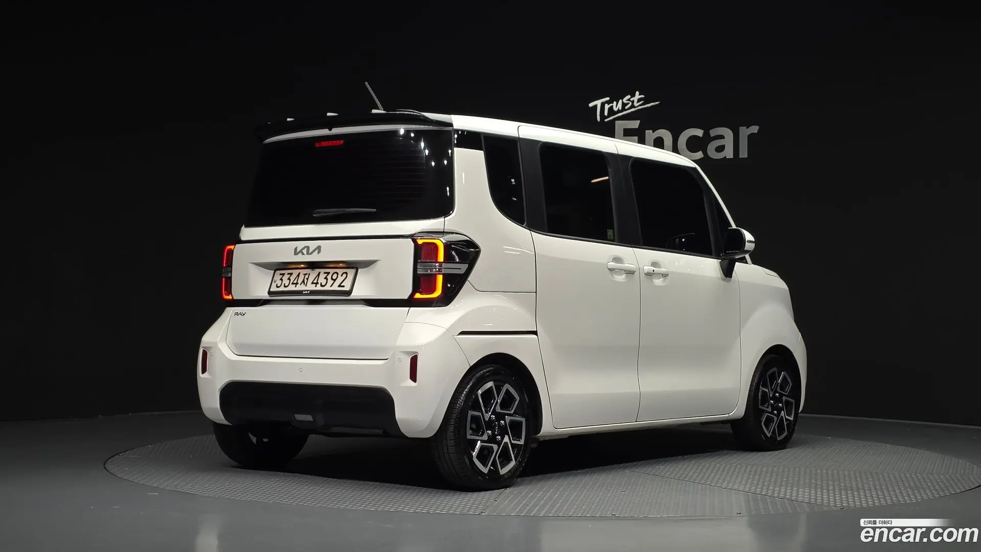 Main__Slider__Photo:RAY Kia 2023.4-1