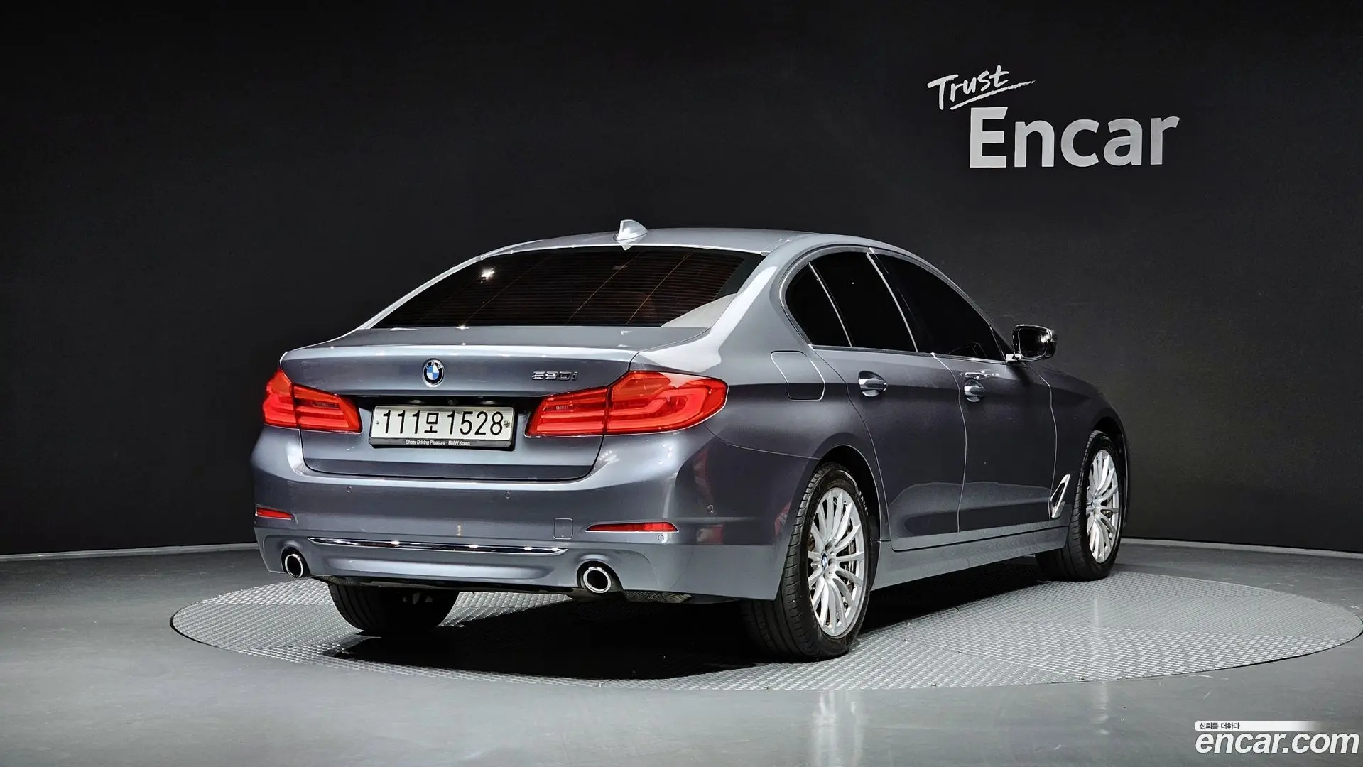 Main__Slider__Photo:5-Series BMW 2019.10-1