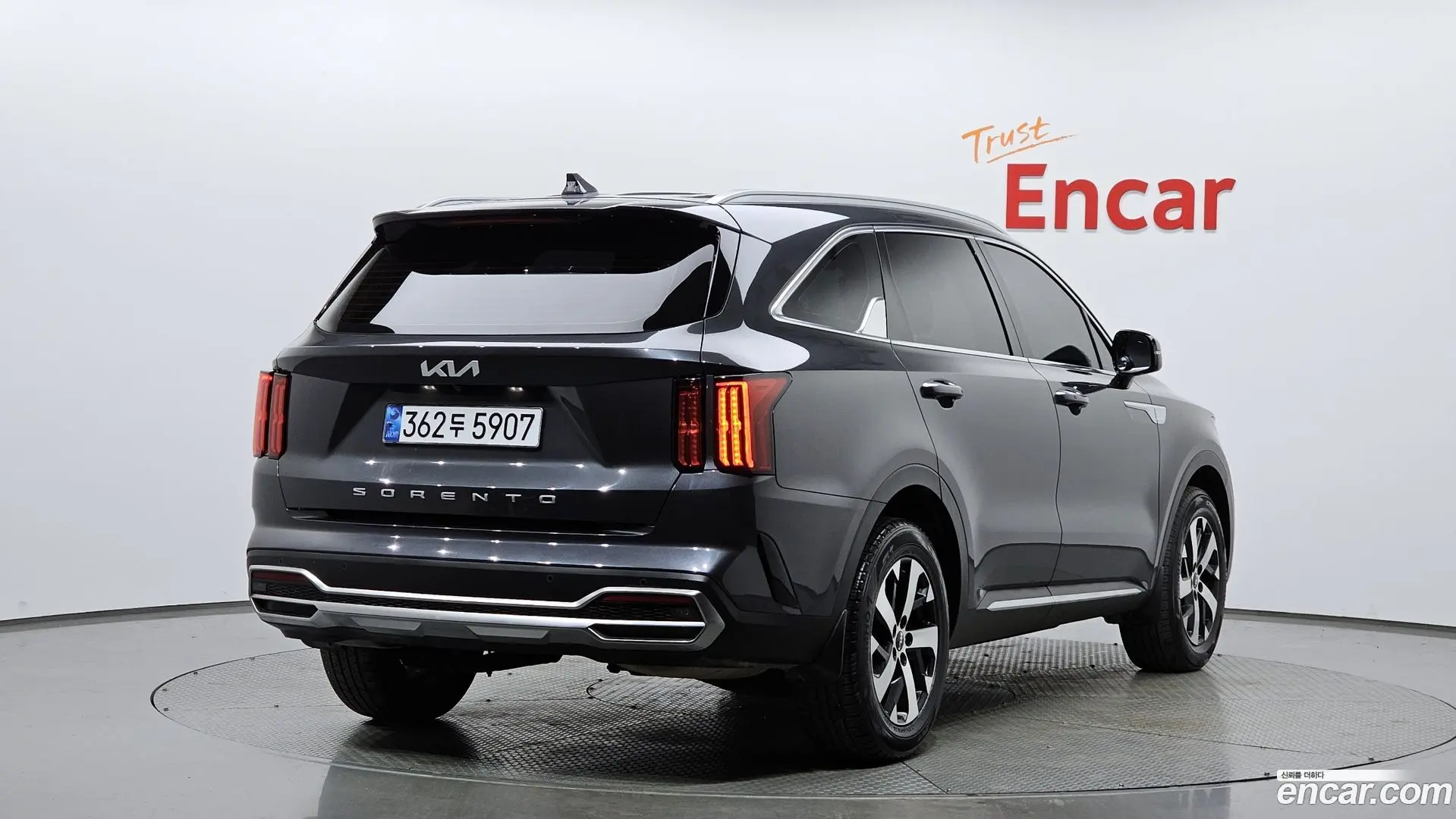 Main__Slider__Photo:Sorento Kia 2022.0-1