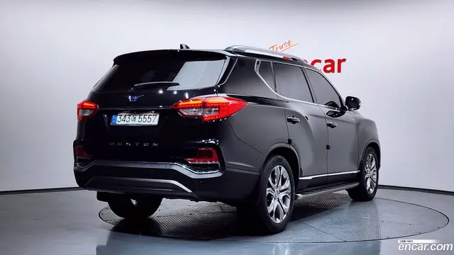 Main__Slider__Photo:Rexton KG Mobility 2020.2-1