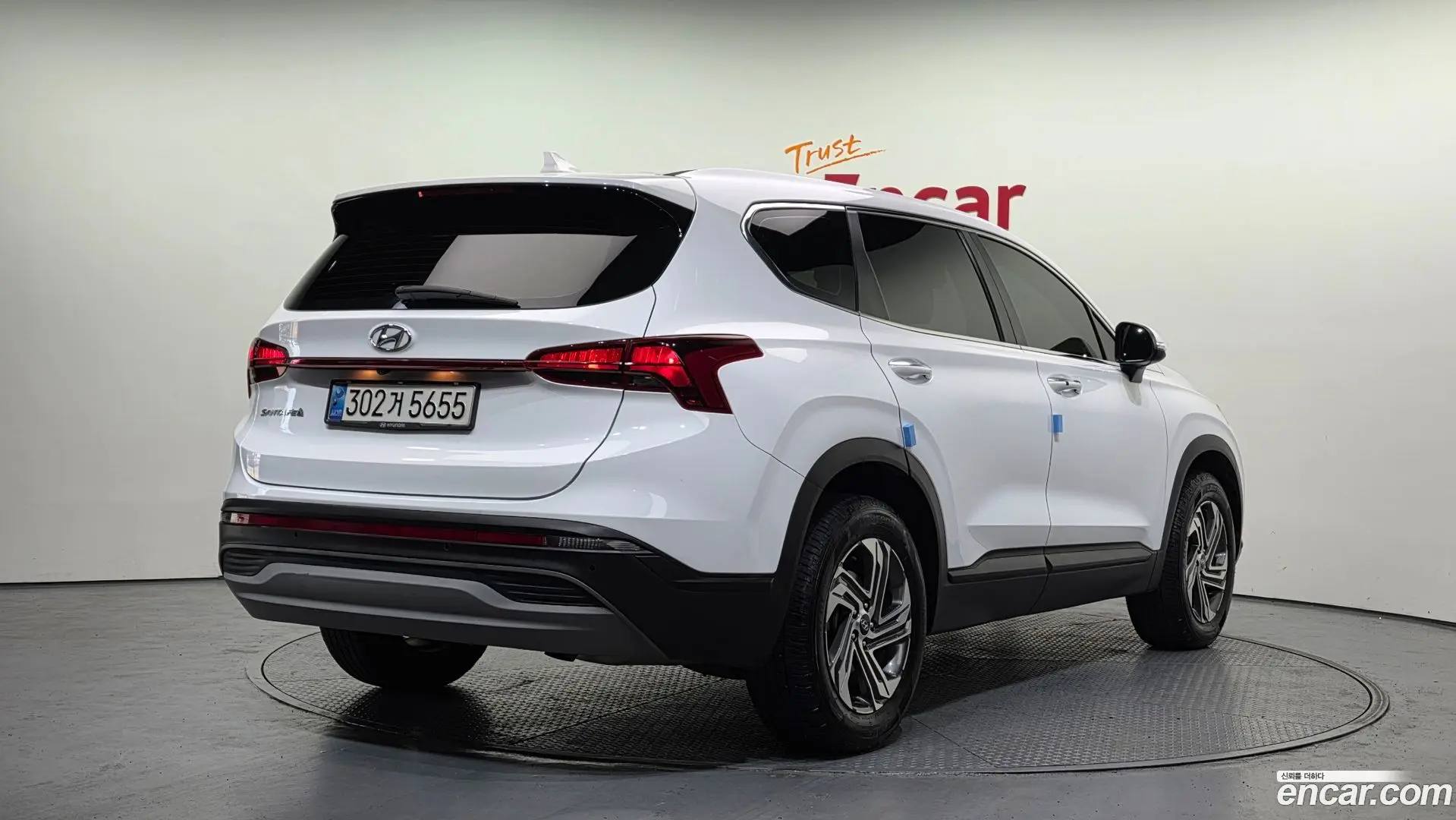 Main__Slider__Photo:Santafe Hyundai 2020.8-1