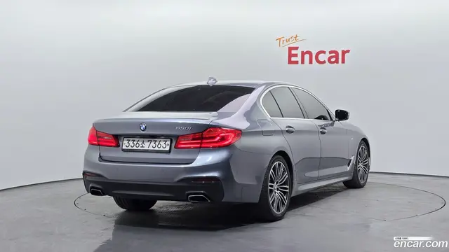 Main__Slider__Photo:5-Series BMW 2019.1-1