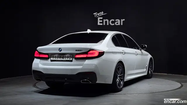 Main__Slider__Photo:5-Series BMW 2020.10-1