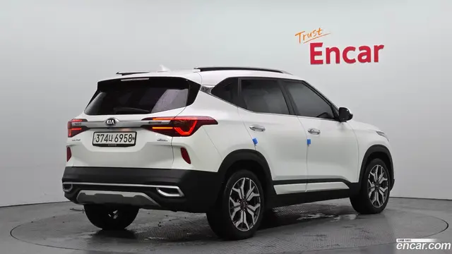 Main__Slider__Photo:Seltos Kia 2019.9-1