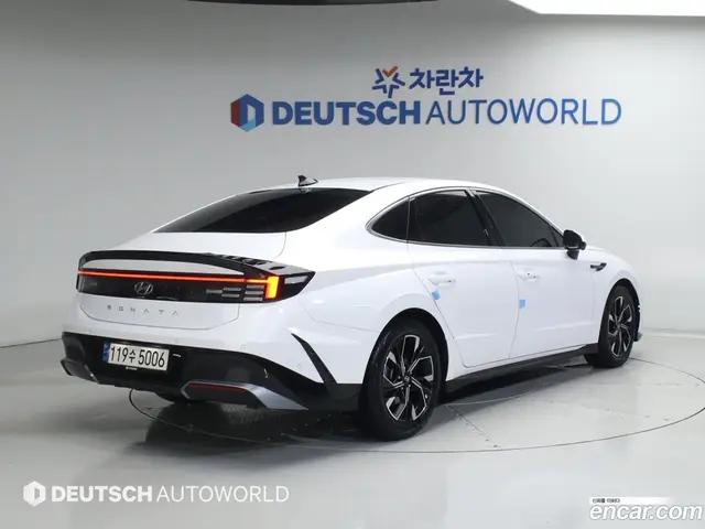 Main__Slider__Photo:Sonata Hyundai 2023.10-1