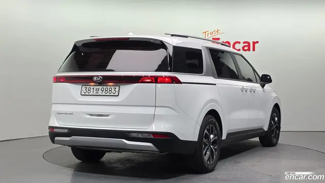 Main__Slider__Photo:Canival Kia 2021.2-1