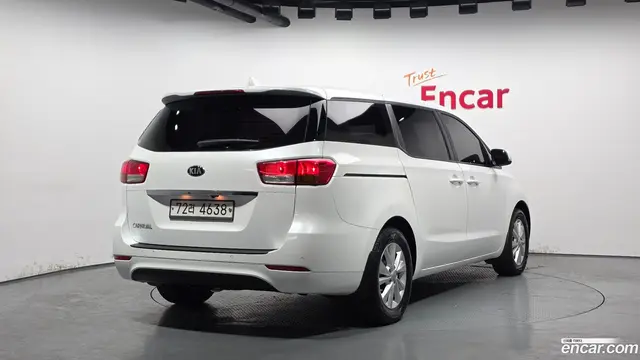 Main__Slider__Photo:Canival Kia 2018.7-1