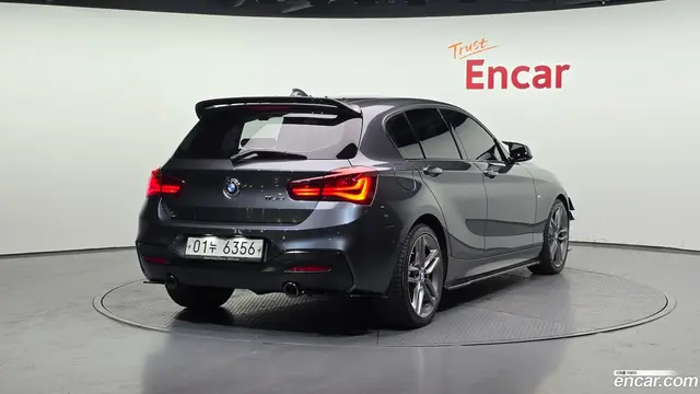 Main__Slider__Photo:1-Series BMW 2018.3-1