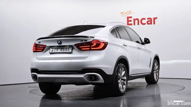Main__Slider__Photo:X6 BMW 2017.5-1