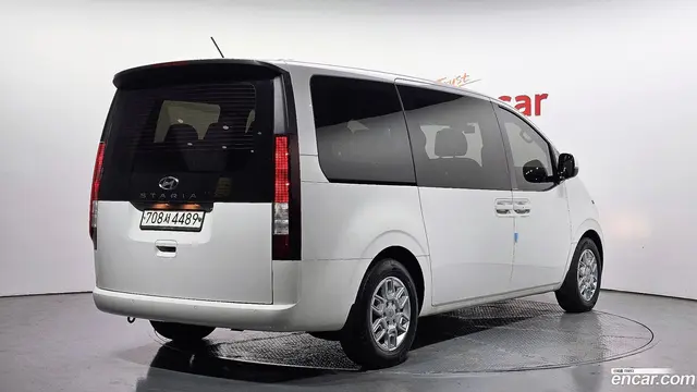 Main__Slider__Photo:Staria Hyundai 2022.3-1