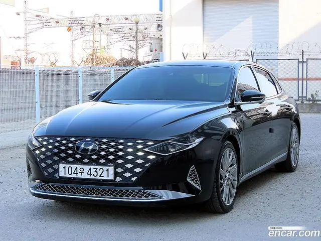 Main__Slider__Photo:Grandeur Hyundai 2020.5-1