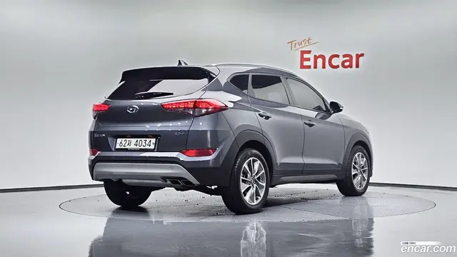Main__Slider__Photo:Tucson Hyundai 2018.4-1