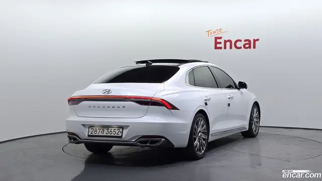 Main__Slider__Photo:Grandeur Hyundai 2020.1-1