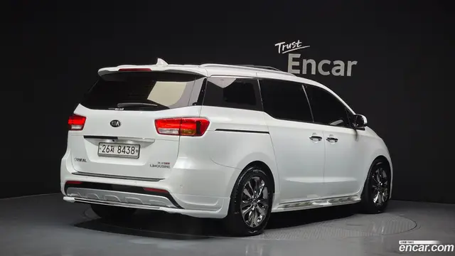 Main__Slider__Photo:Canival Kia 2017.2-1