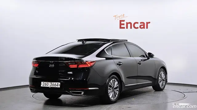 Main__Slider__Photo:K7 Kia 2018.7-1