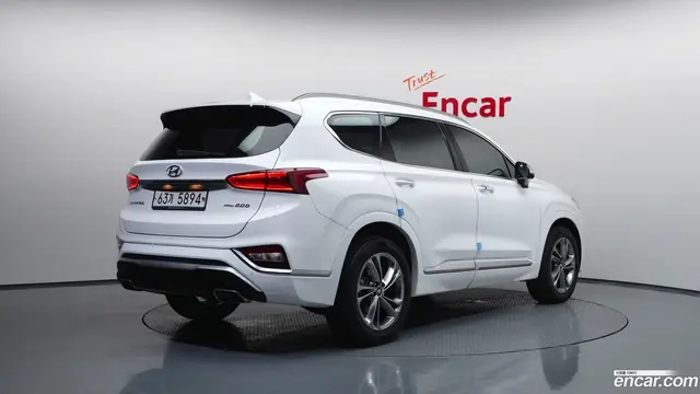 Main__Slider__Photo:Santafe Hyundai 2019.0-1
