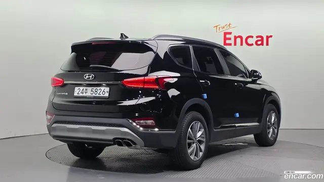 Main__Slider__Photo:Santafe Hyundai 2019.5-1