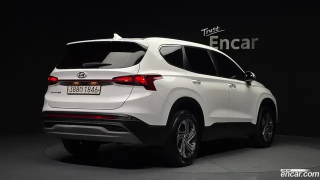 Main__Slider__Photo:Santafe Hyundai 2021.11-1