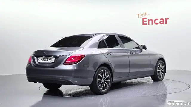 Main__Slider__Photo:C-Class Mercedes-Benz 2019.9-1