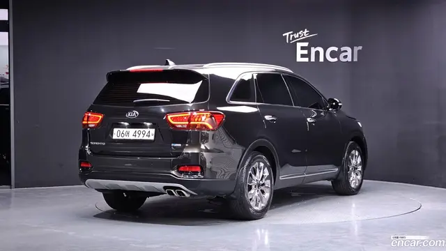 Main__Slider__Photo:Sorento Kia 2018.6-1