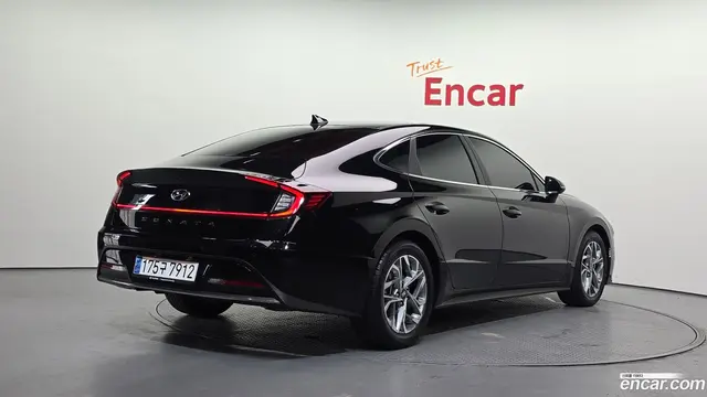 Main__Slider__Photo:Sonata Hyundai 2019.5-1