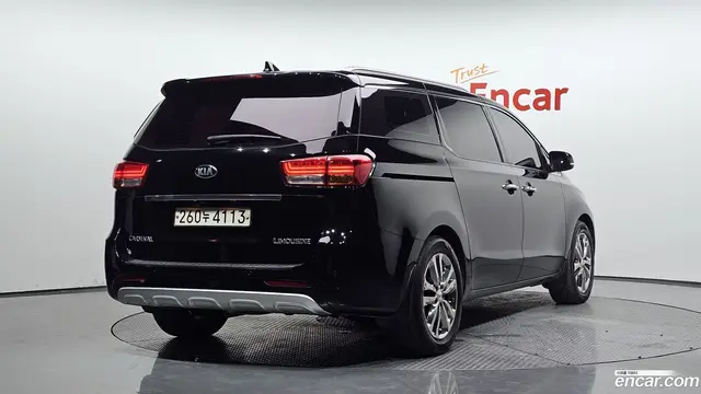 Main__Slider__Photo:Canival Kia 2017.7-1