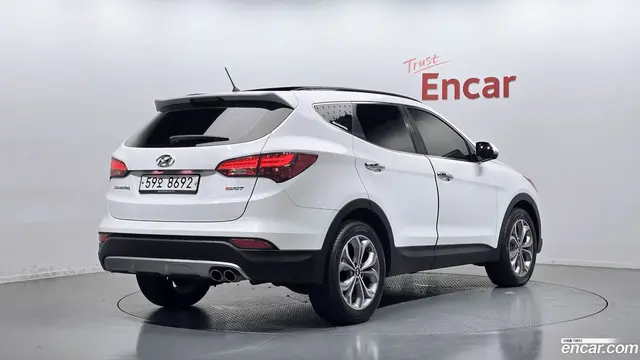 Main__Slider__Photo:Santafe Hyundai 2014.6-1
