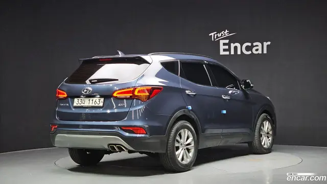 Main__Slider__Photo:Santafe Hyundai 2017.8-1