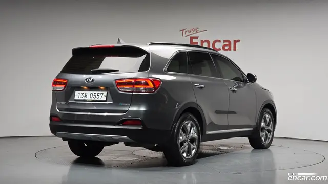 Main__Slider__Photo:Sorento Kia 2016.0-1