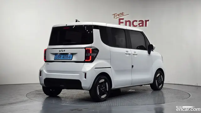 Main__Slider__Photo:RAY Kia 2024.4-1