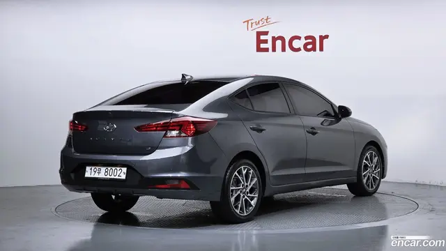 Main__Slider__Photo:AVANTE Hyundai 2019.6-1