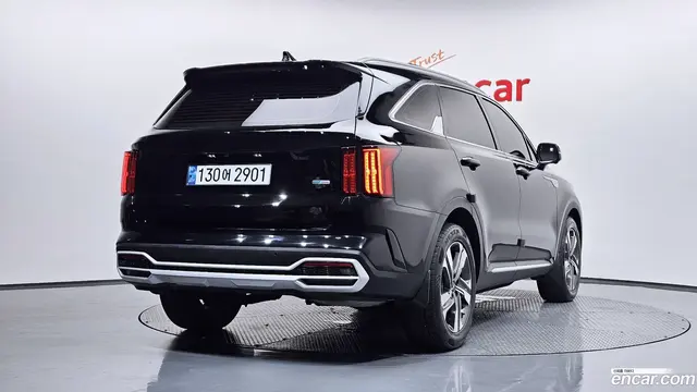 Main__Slider__Photo:Sorento Kia 2022.3-1