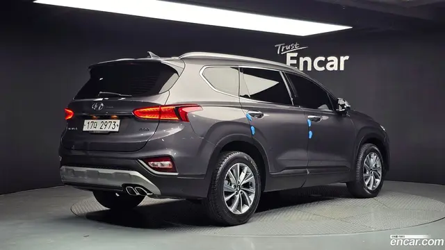 Main__Slider__Photo:Santafe Hyundai 2018.11-1