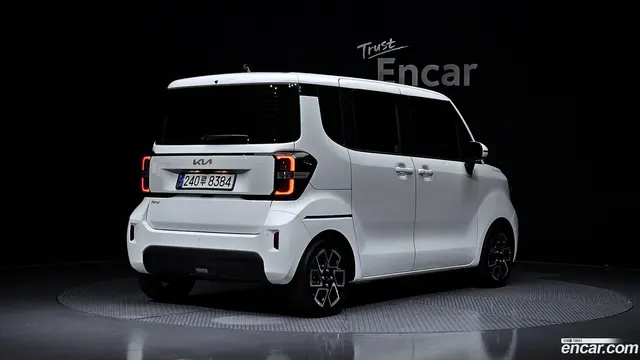 Main__Slider__Photo:RAY Kia 2024.4-1