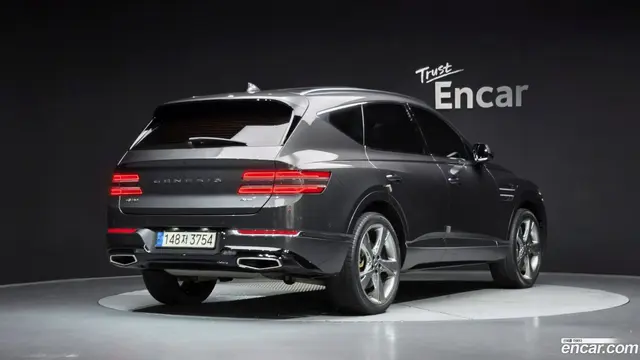 Main__Slider__Photo:GV80 Genesis 2022.0-1