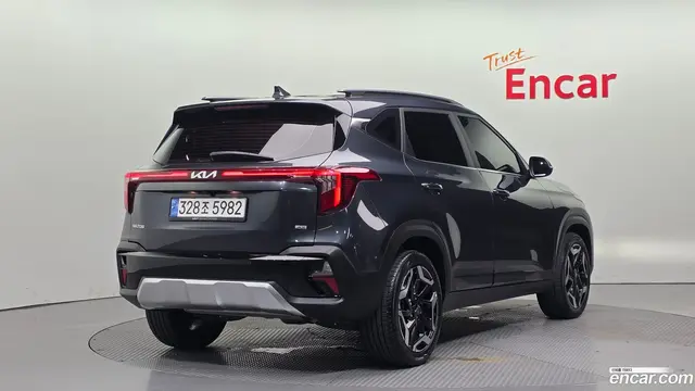 Main__Slider__Photo:Seltos Kia 2024.4-1
